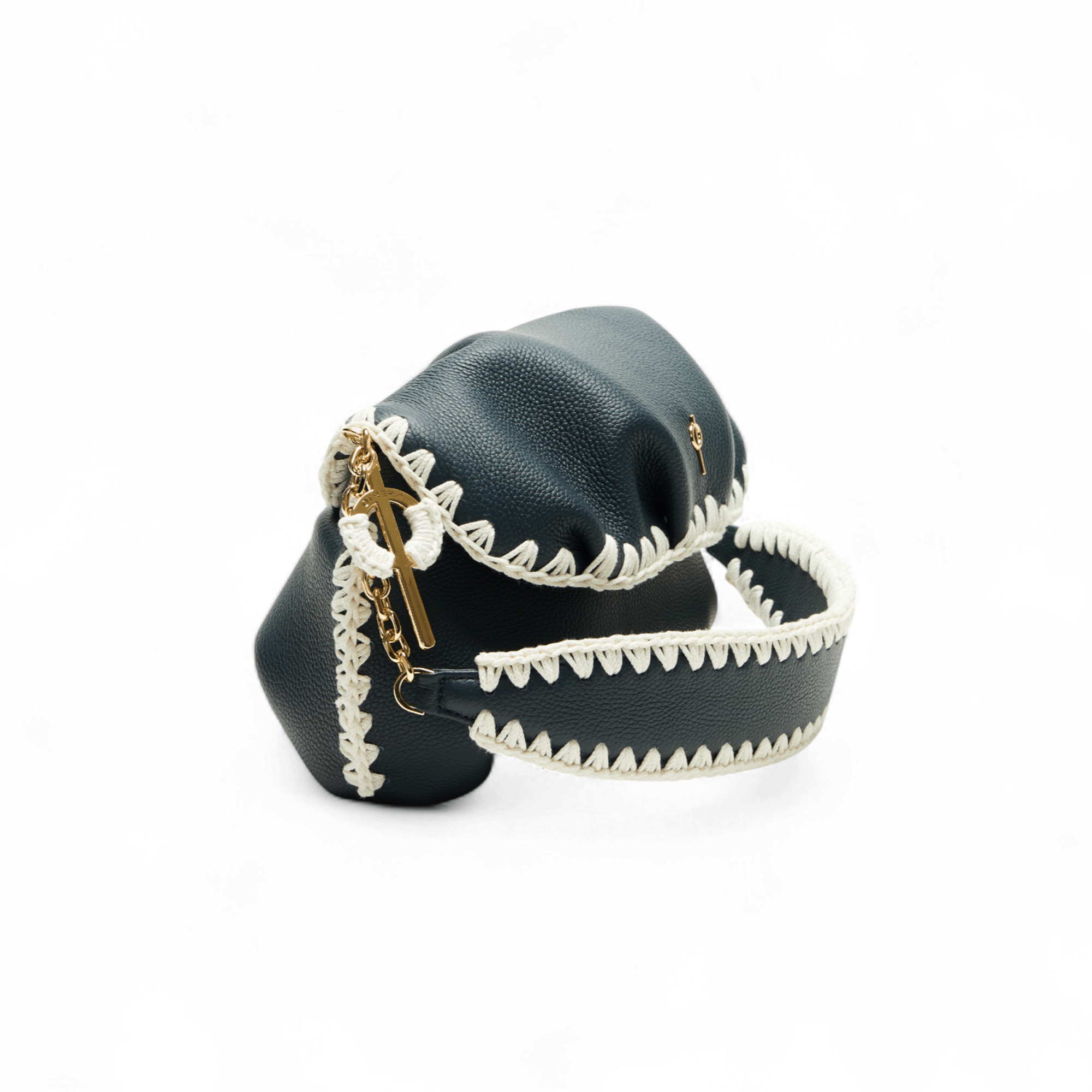 عوامة ليدا باللون الأسود