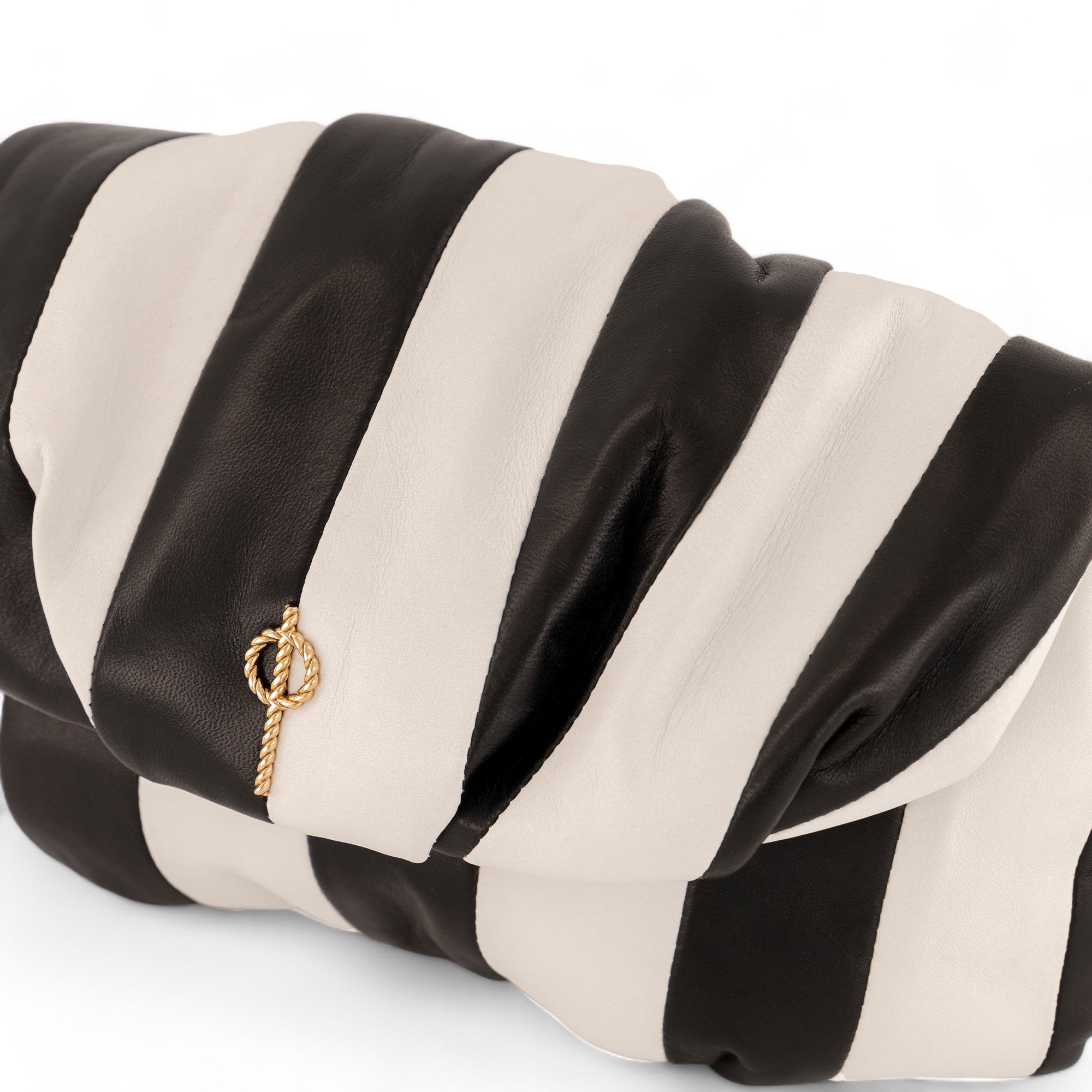 STRIPED LEDA BLACK