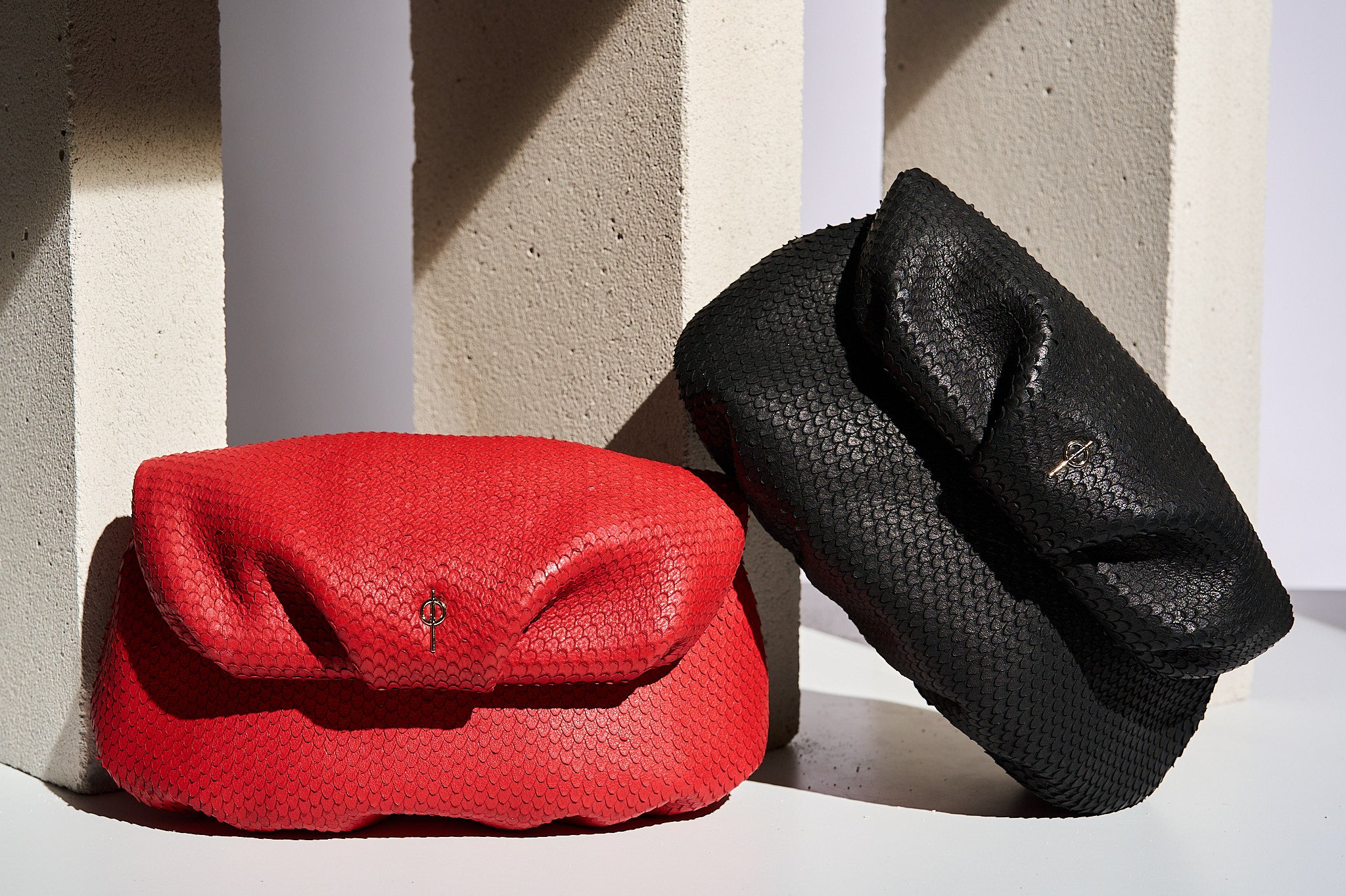 ليدا الأفعى الحمراء