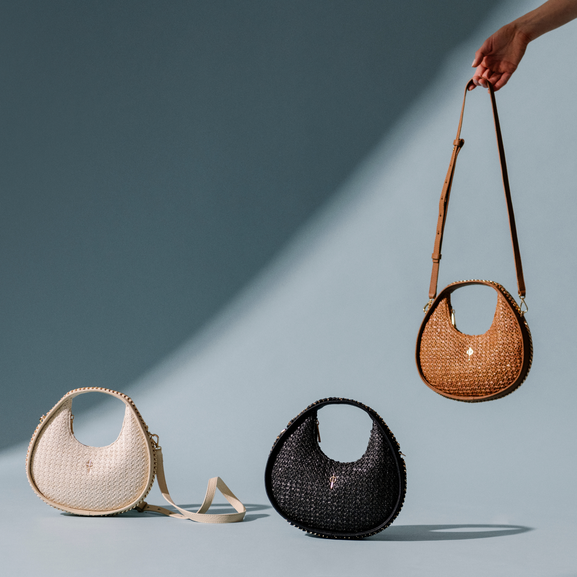 ROUND CHAIN BAG STRAW BLACK