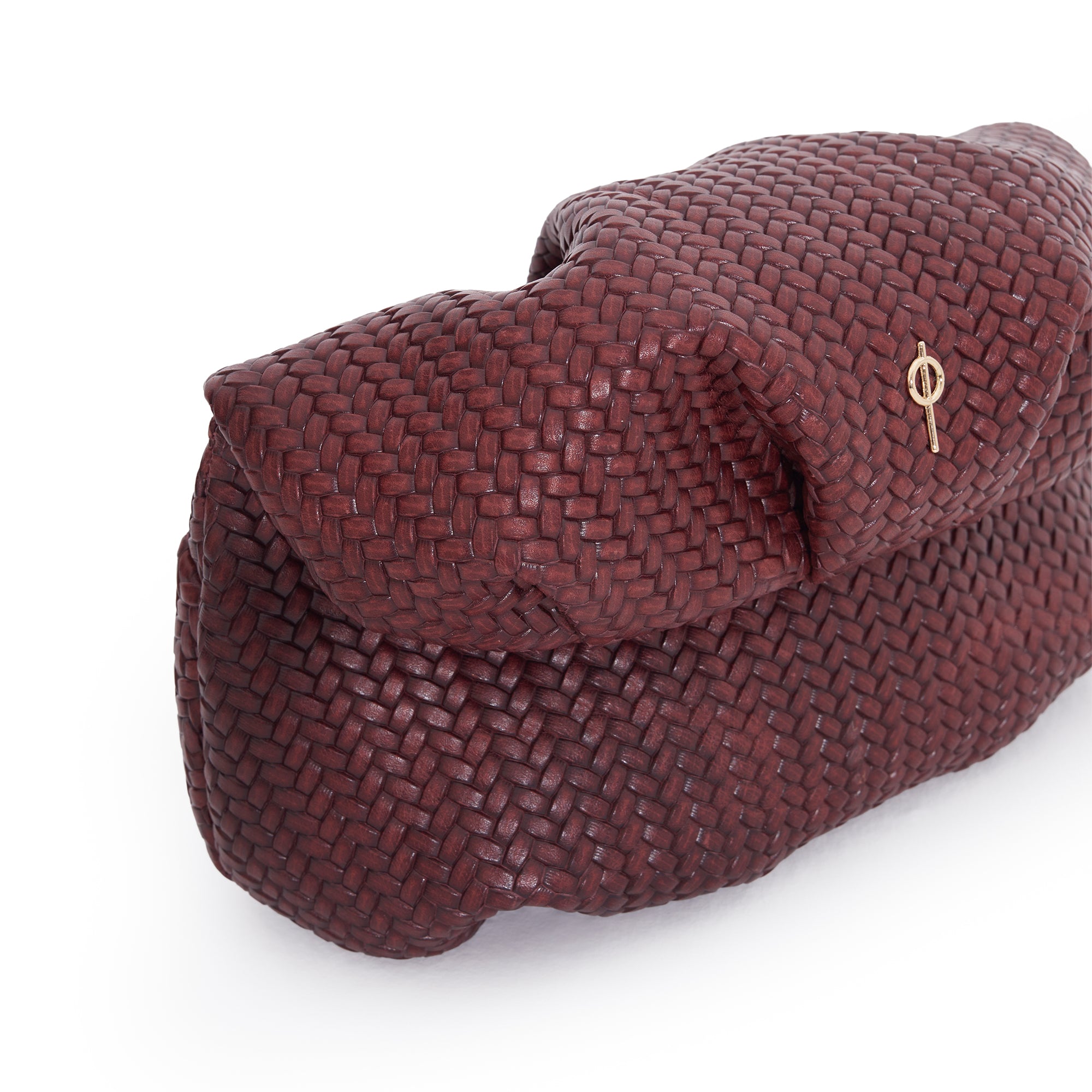 ليدا جديلة سوداء