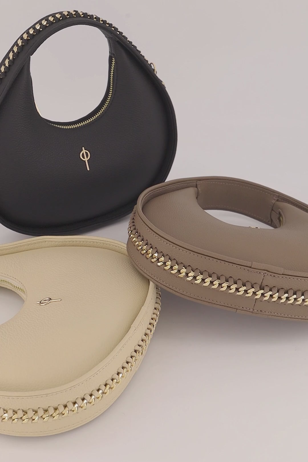 Round chain bag 2025